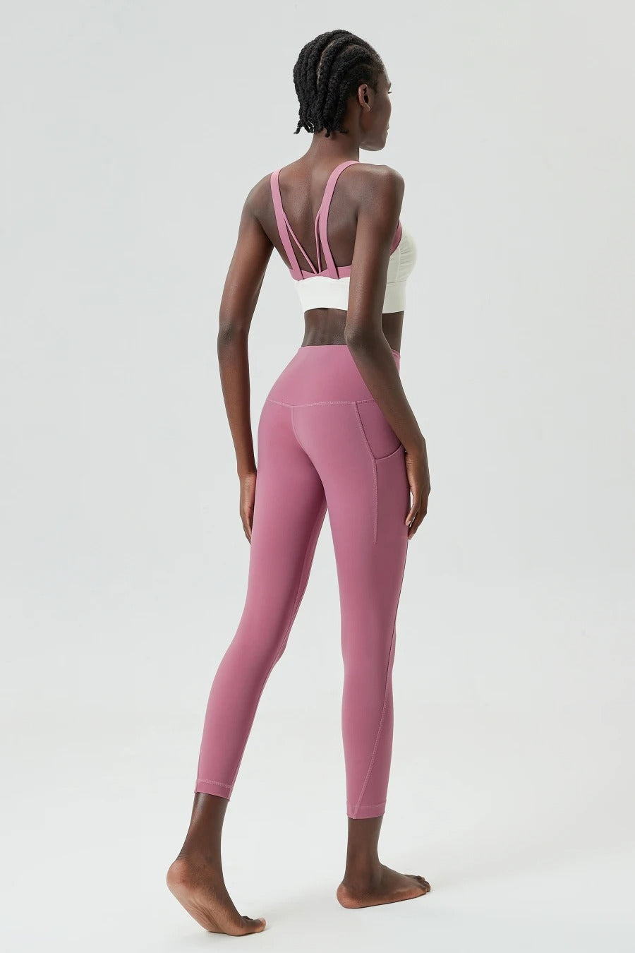 Women's Two Pieces Set Fixed Pads Sports Bra And Gym Tight Leggings With Pockets Workout JumpSuits Sportswear