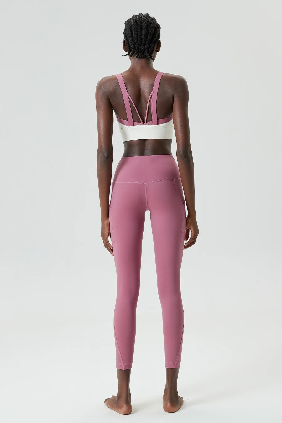 Women's Two Pieces Set Fixed Pads Sports Bra And Gym Tight Leggings With Pockets Workout JumpSuits Sportswear