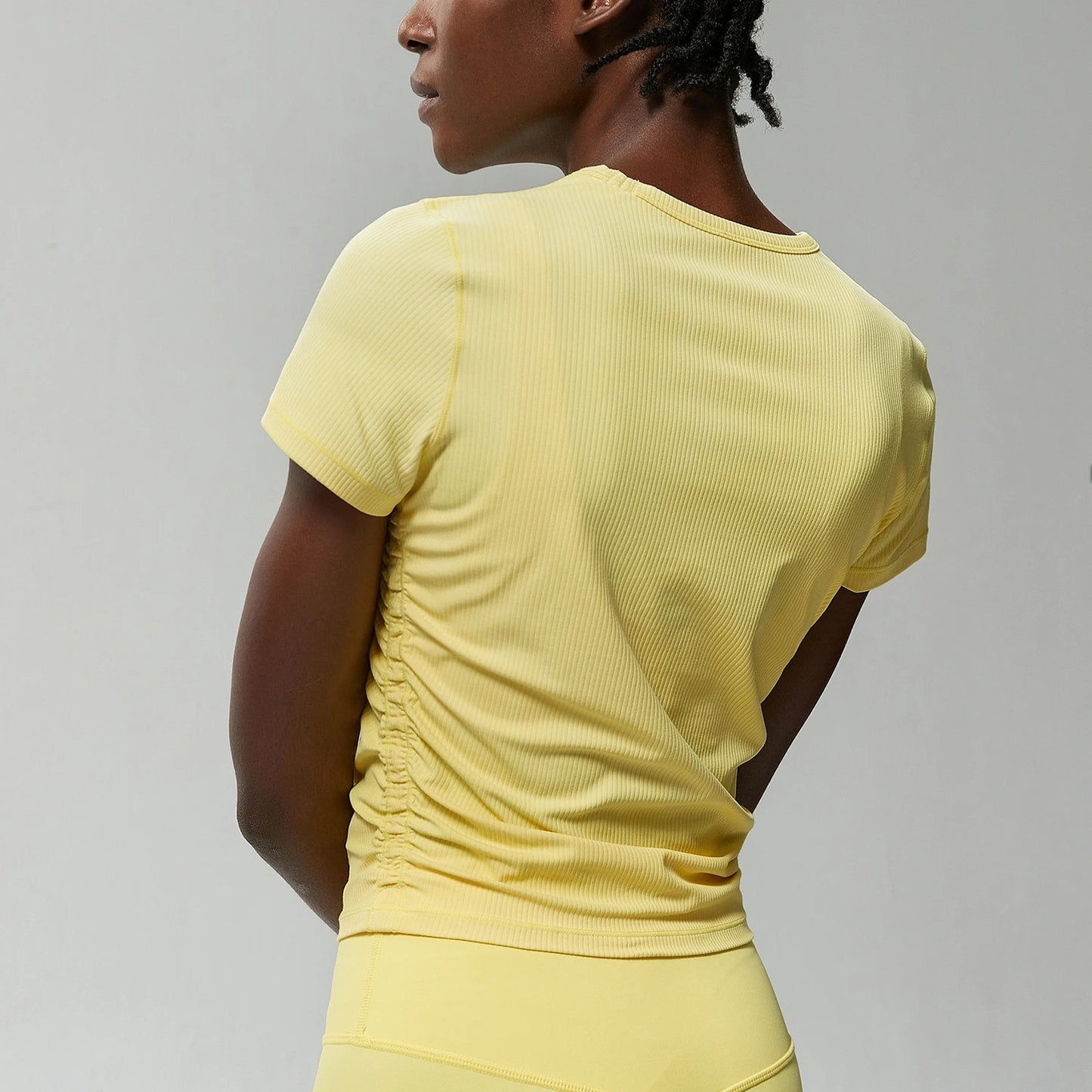 Women's Crew Neck T-Shirt Chic Solid Color Yoga Short Sleeve Slim Fit Shirts Summer Streetwear Basic Crop Tops Ribbed Gym Wear