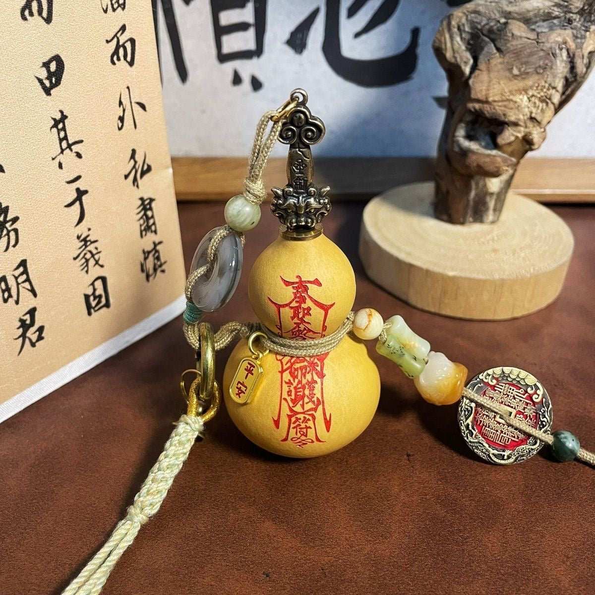 The Gourd That Nurtures the Sword — Bring in Blessings and Wealth